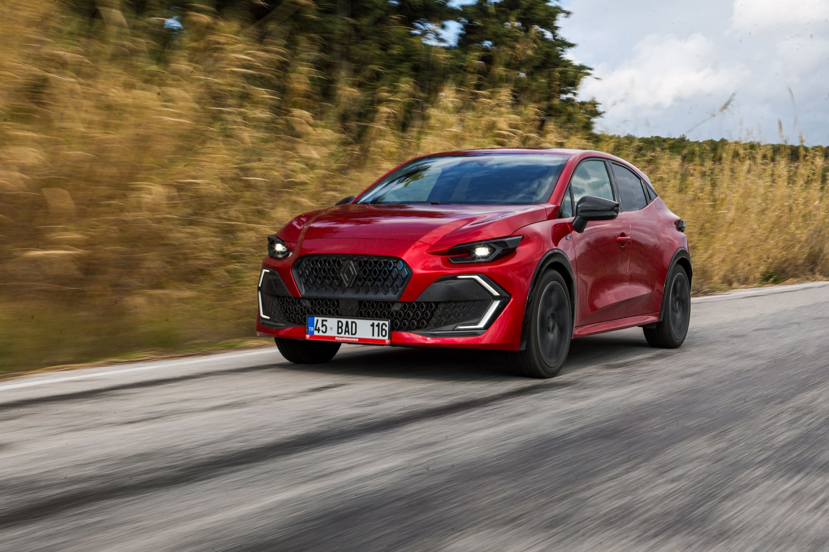 Türkiye’nin Lideri Yenilendi: Yeni Renault Clio Türkiye’de